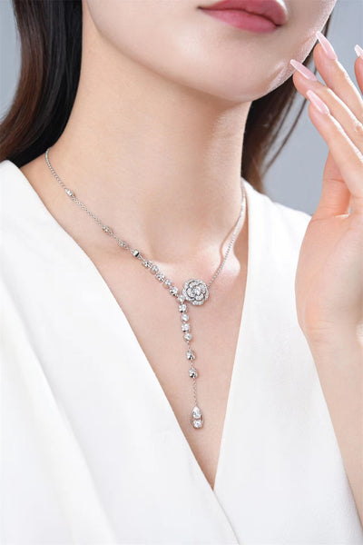 Diamond-encrusted camellia necklace (S925 silver)