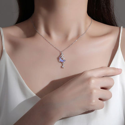 Suye s925 sterling silver necklace splashes the stars and the moon on the Milky Way, and at the same time, it has a strong sense of texture. Ainuua