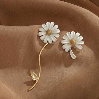 Daisy earrings Ainuua