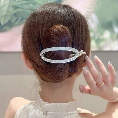 Sparkling Delicate Round Curved Hair Buckle Clip Ainuua