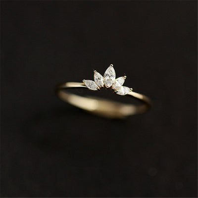 Diamond Fancy Crown Ring Ainuua