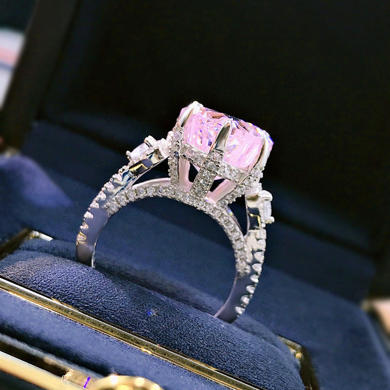 Heart shaped Diamond Pink Ring Ainuua