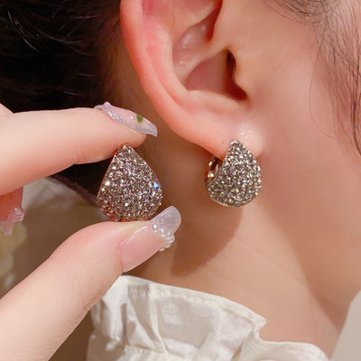 Diamond grey water drop Earrings Ainuua
