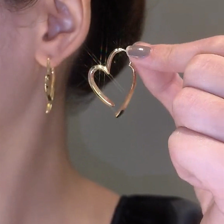 Love earrings Ainuua