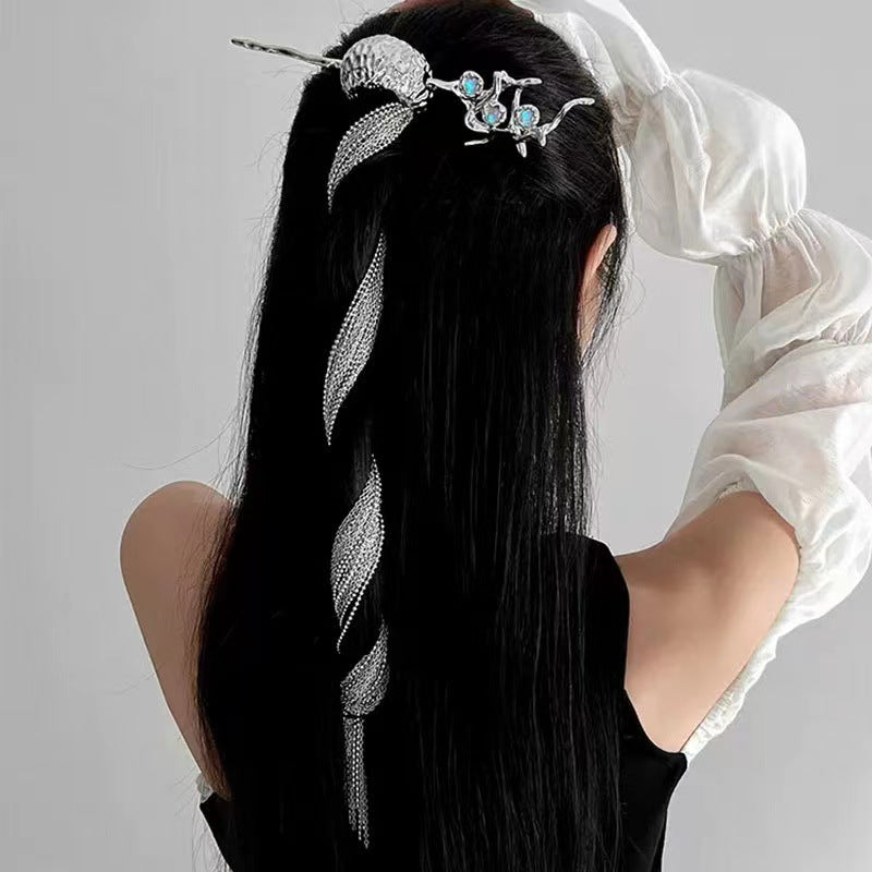 Ponytail back tassel braided hairpin Ainuua