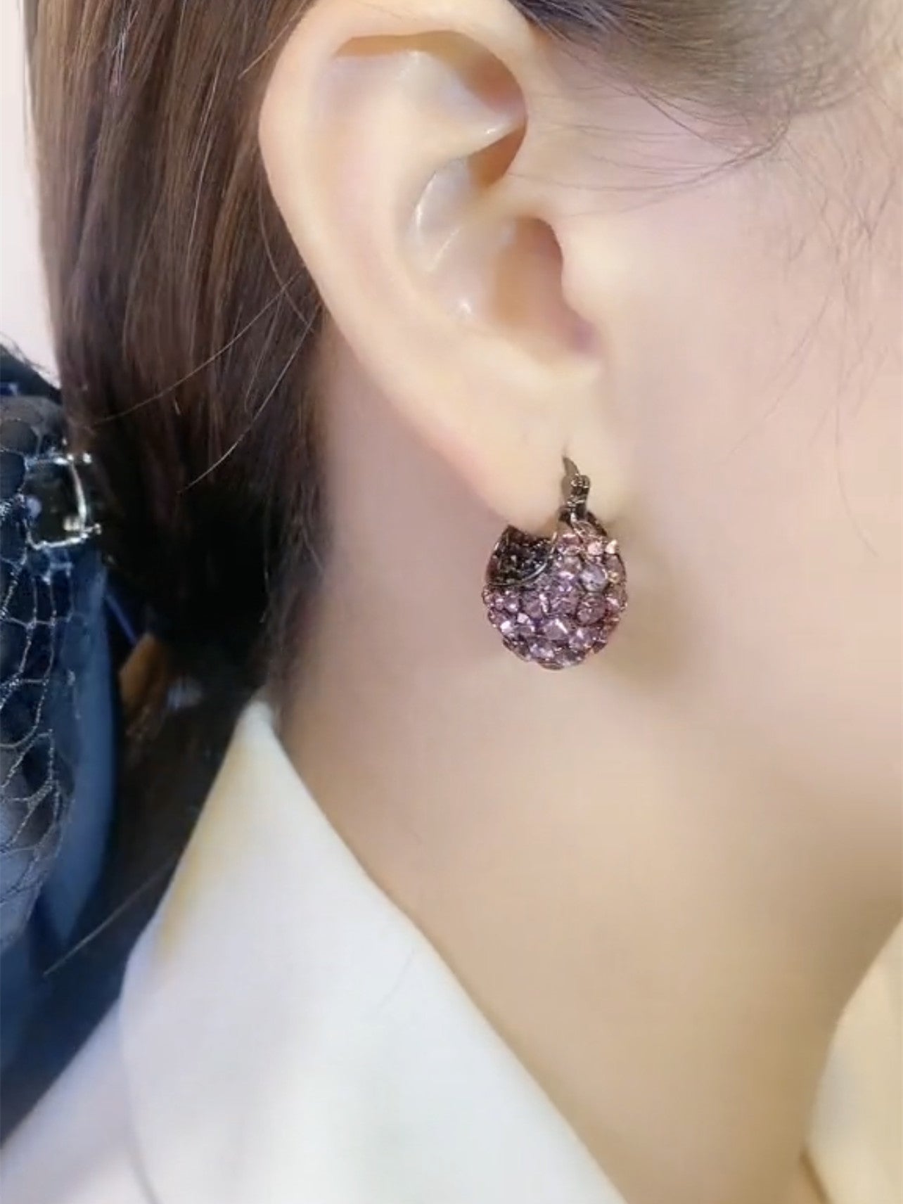 Purple crystal basket earring Ainuua
