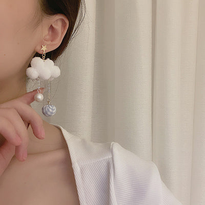 White Cloud Earrings Ainuua