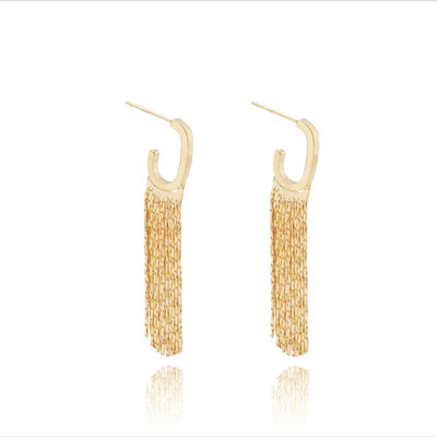 Temperament: G-shaped fringed earrings Ainuua