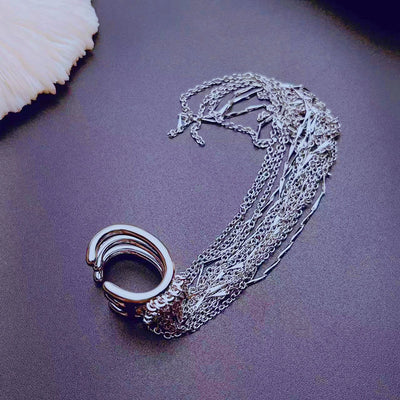 Three-Ring Silk Catch Tassel Earrings Ainuua