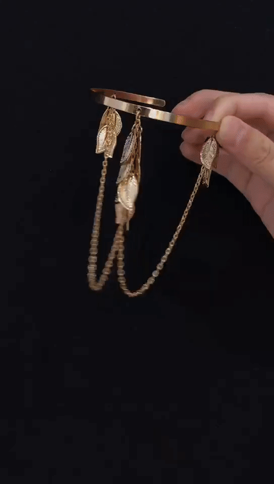 Leaf tassel bracelet Ainuua
